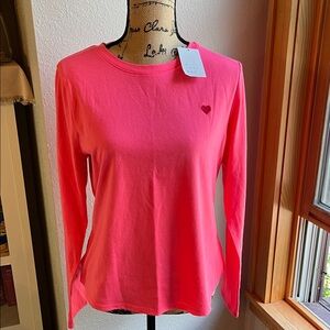 NWT women’s long sleeve pink a new day long sleeve T-shirt with red heart size M